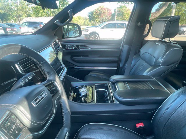 Used 2024 Jeep Grand Wagoneer L Series II w/ Quick Order Packagew 28T AWD/4WD image 12