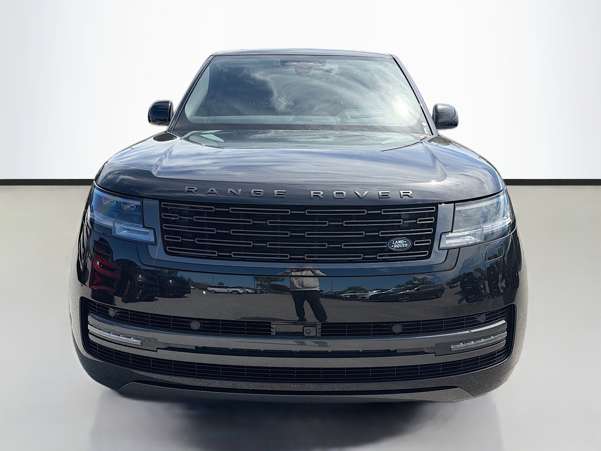 New 2026 Land Rover Range Rover SE image 8