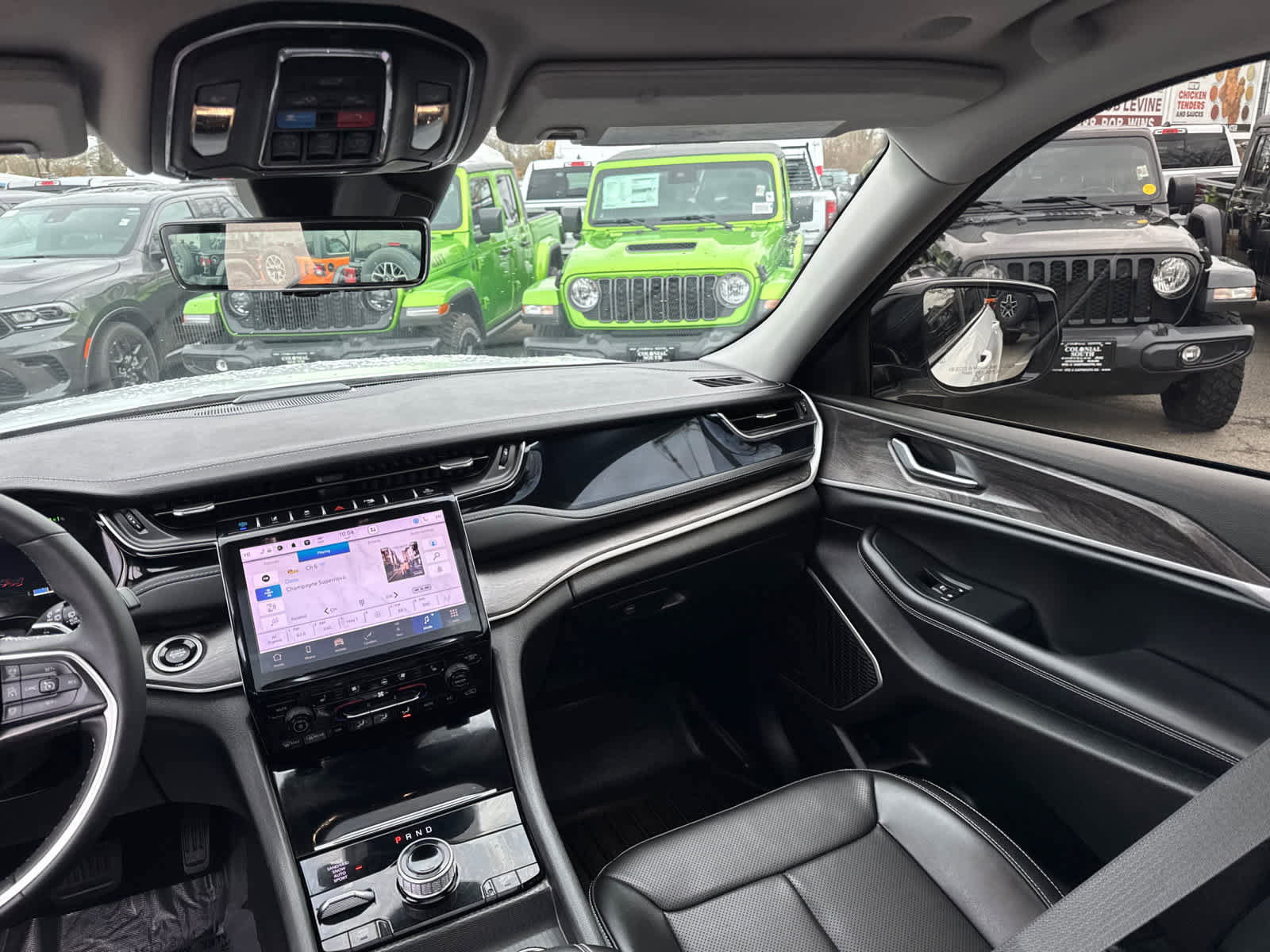 Used 2023 Jeep Grand Cherokee 30th Anniversary image 37