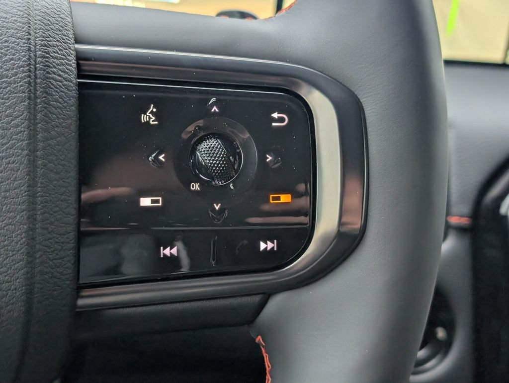 New 2026 Nissan Armada PRO-4X image 18