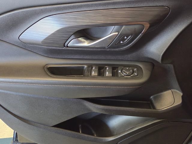 Used 2020 GMC Terrain SLT AWD/4WD image 24