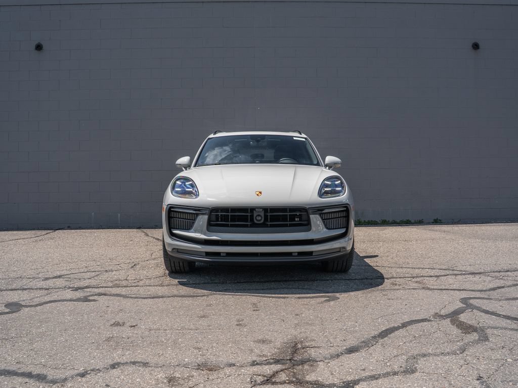 Used 2026 Porsche Macan S AWD/4WD image 10