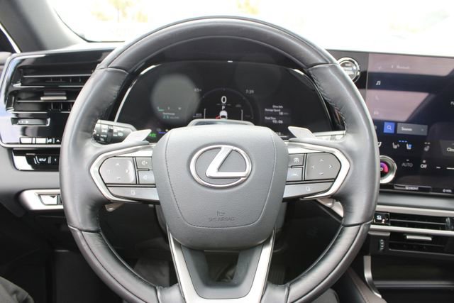 Certified 2025 Lexus RX 450h AWD w/ Convenience Package image 16