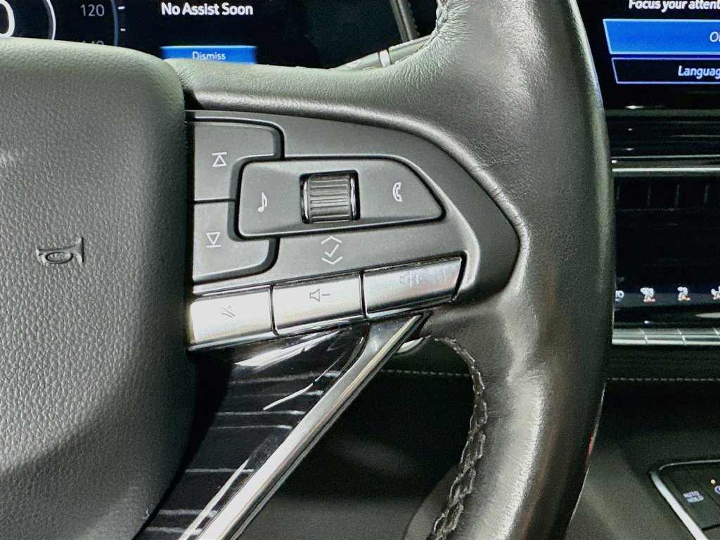 Used 2023 Cadillac Escalade Sport w/ Touring Package AWD/4WD image 13