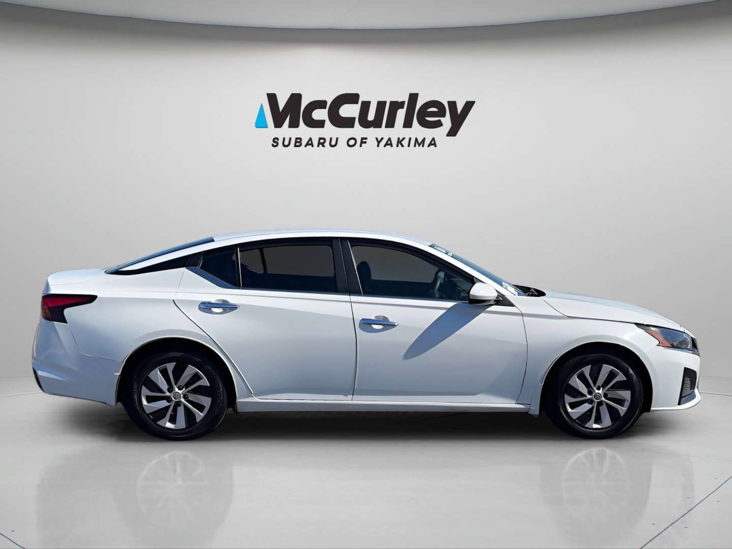 Used 2023 Nissan Altima 2.5 S FWD image 6