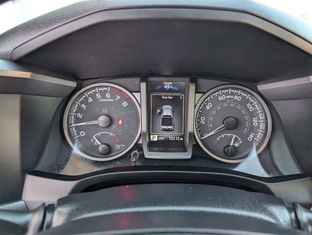Used 2023 Toyota Tacoma TRD Off-Road image 16