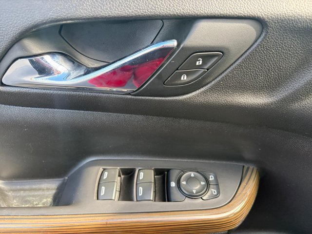 Used 2019 GMC Acadia SLE FWD image 19