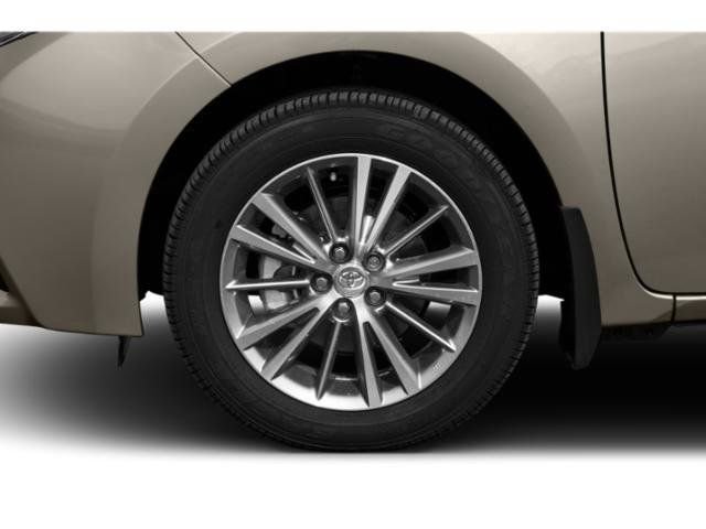 Used 2015 Toyota Corolla LE FWD image 12