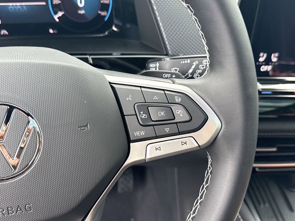 New 2025 Volkswagen Atlas Cross Sport SEL image 28