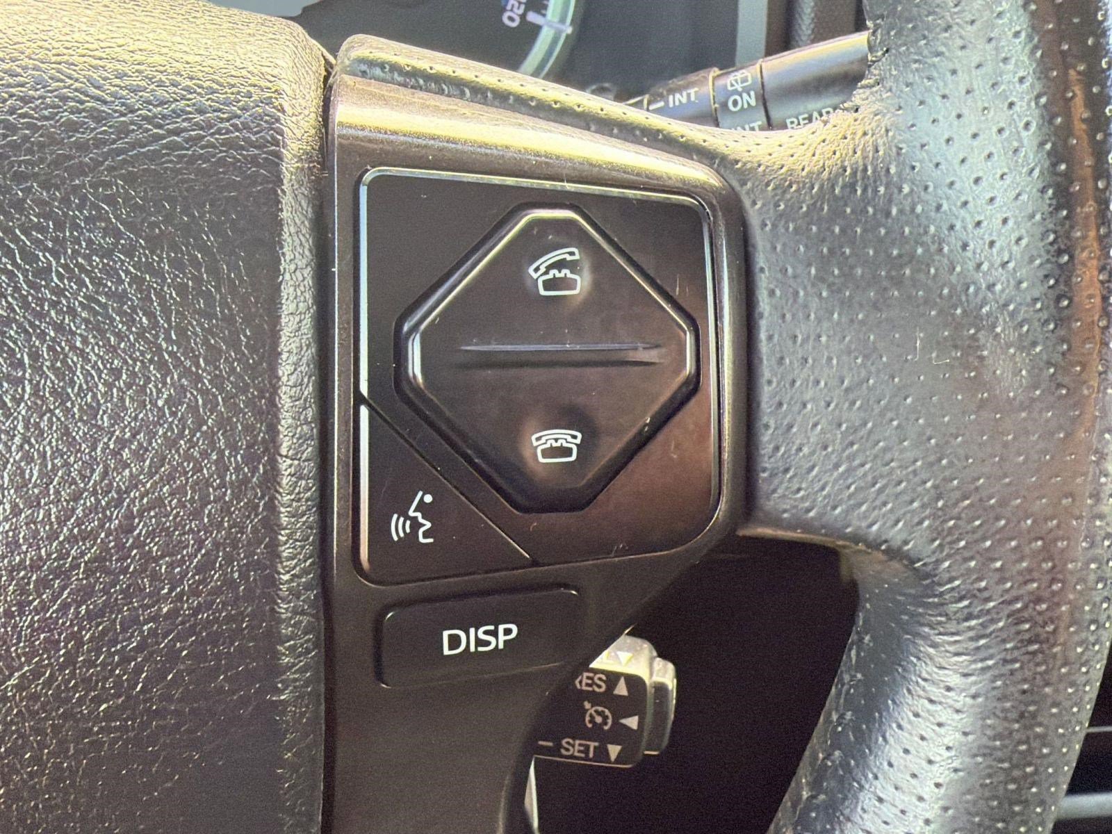 Used 2018 Toyota 4Runner TRD Off-Road Premium image 27