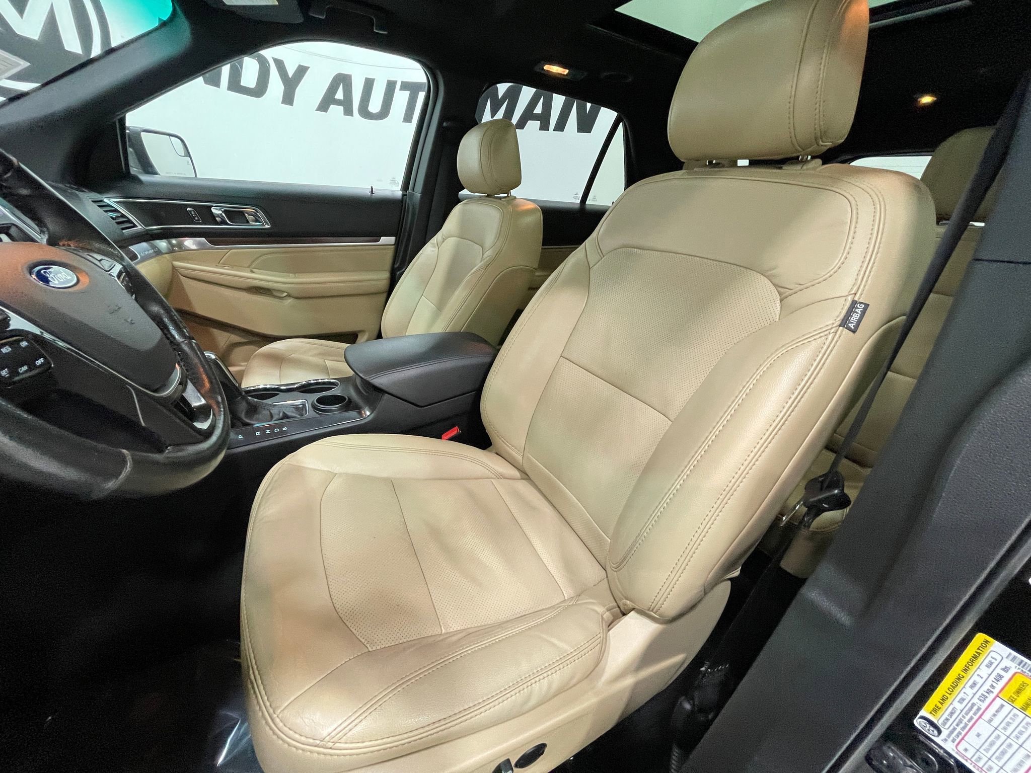 Used 2017 Ford Explorer Limited image 14