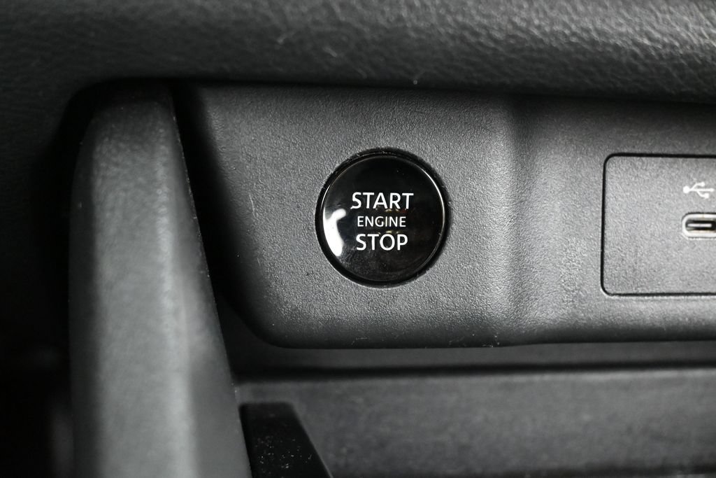 Used 2024 Nissan Rogue S FWD image 20