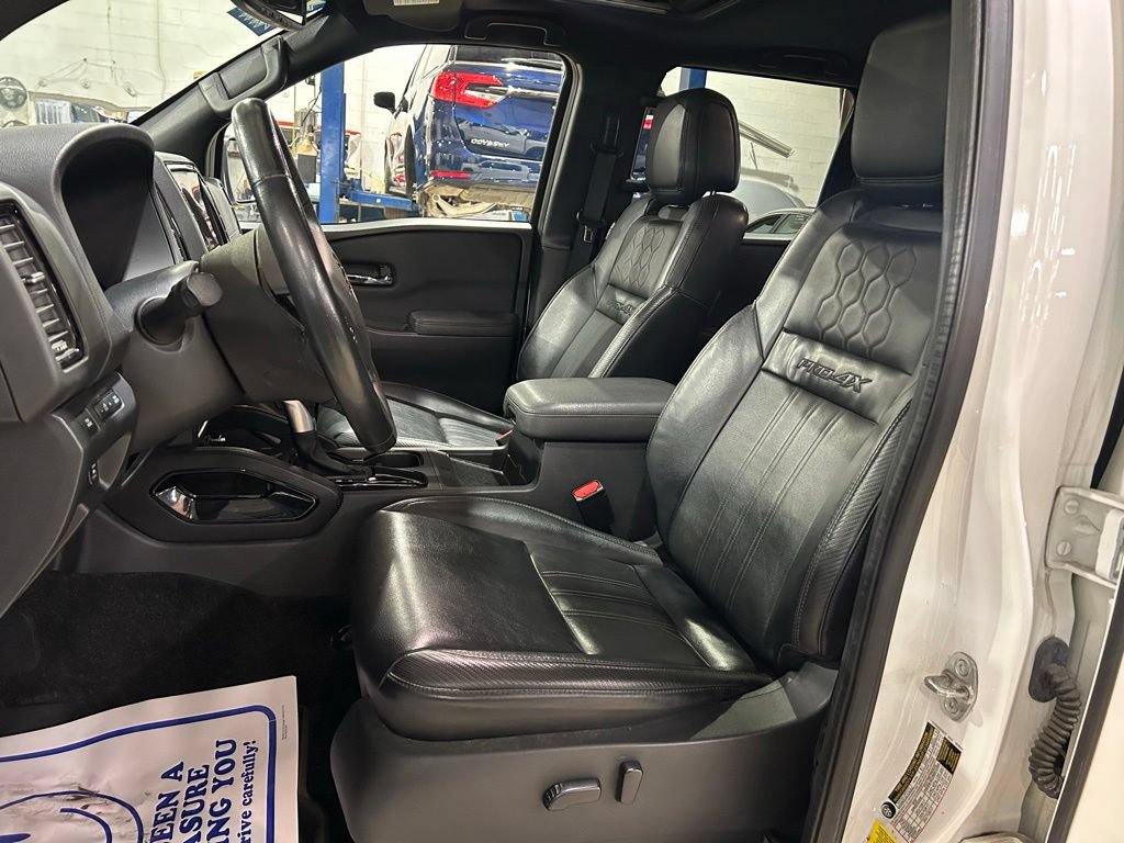Used 2022 Nissan Frontier PRO-4X AWD/4WD image 19