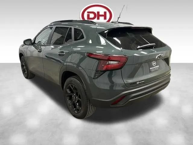 New 2026 Chevrolet Trax LT w/ Driver Confidence Package FWD image 9