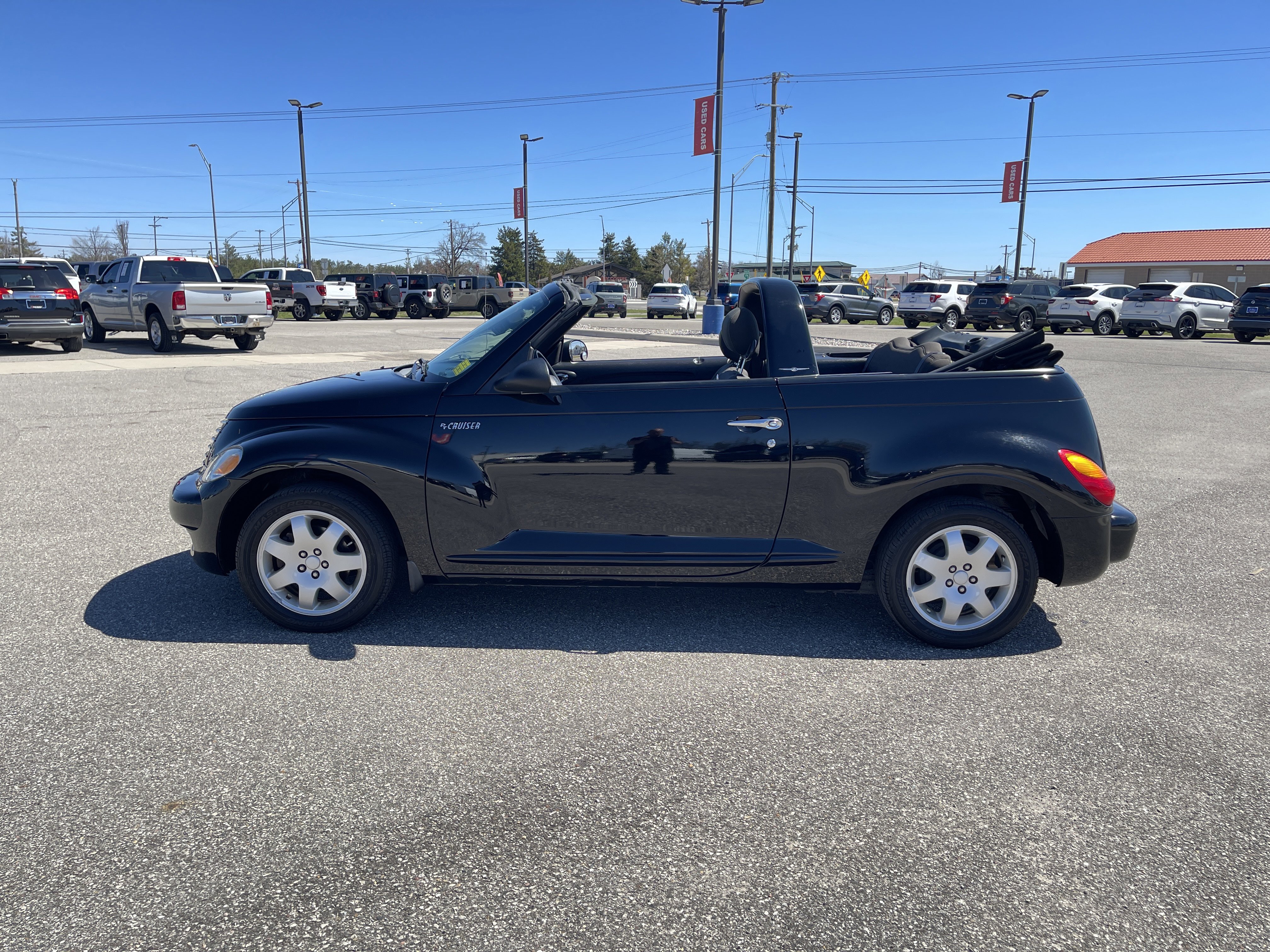 Used 2005 Chrysler PT Cruiser Touring FWD image 8