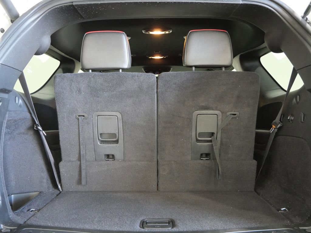 Used 2022 Dodge Durango R/T w/ Tow 'N Go Package AWD/4WD image 27