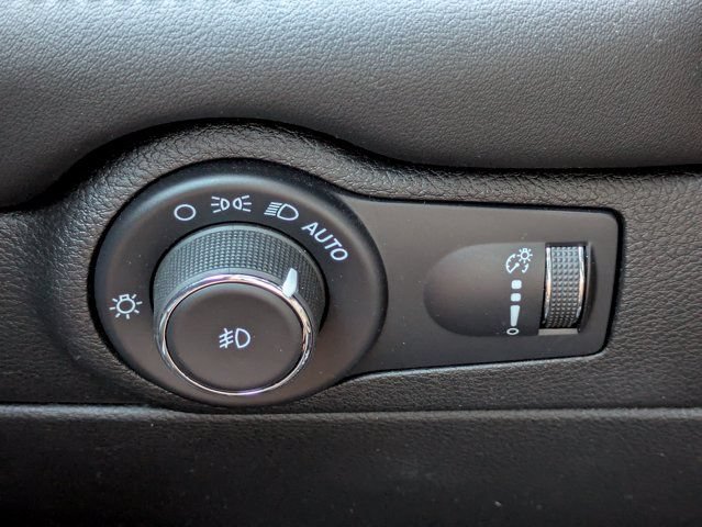 Used 2021 Dodge Durango Citadel w/ Premium Entertainment Group RWD image 28