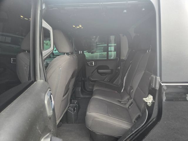 Used 2023 Jeep Gladiator Sport AWD/4WD image 18