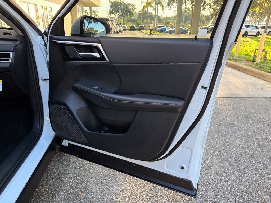 New 2026 Mitsubishi Outlander SE FWD image 24