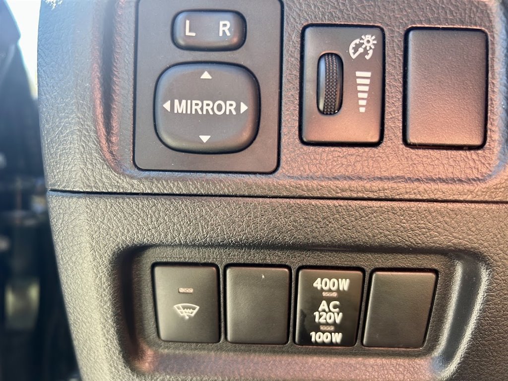 Used 2017 Toyota 4Runner SR5 RWD image 19