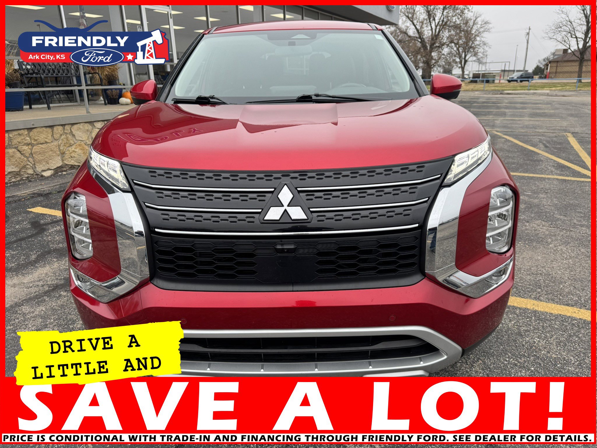 Used 2024 Mitsubishi Outlander SE image 12