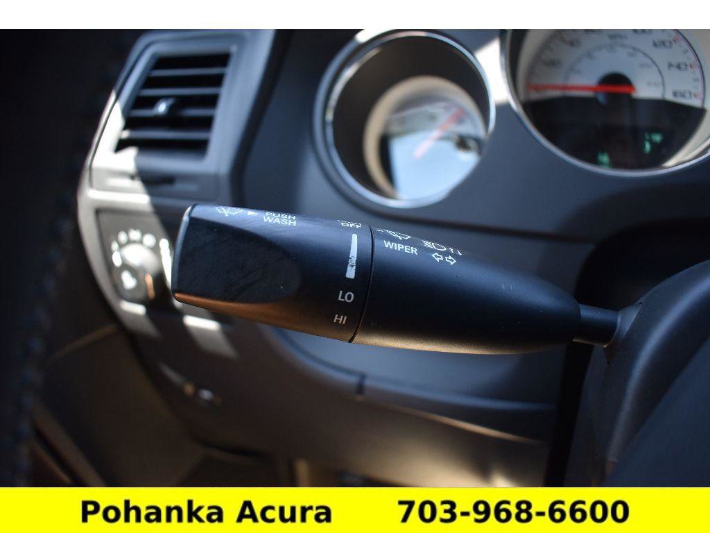 Used 2014 Dodge Challenger R/T Plus RWD image 10