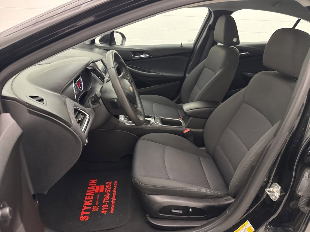 Used 2019 Chevrolet Cruze LT w/ LT Fleet Convenience Package image 20