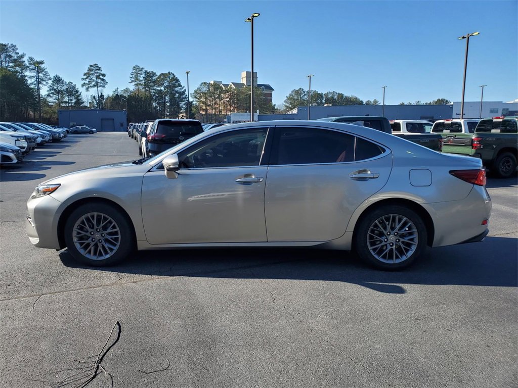 Used 2018 Lexus ES 350 w/ Premier Package image 9