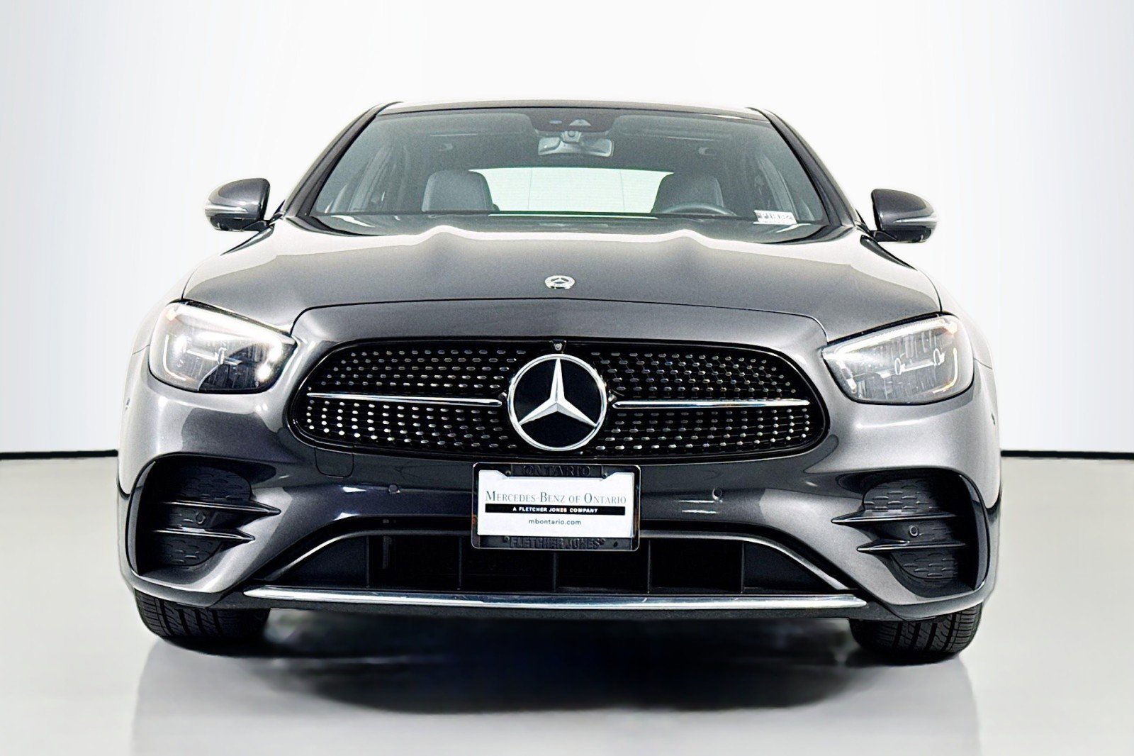 Used 2022 Mercedes-Benz E 350 Sedan image 2