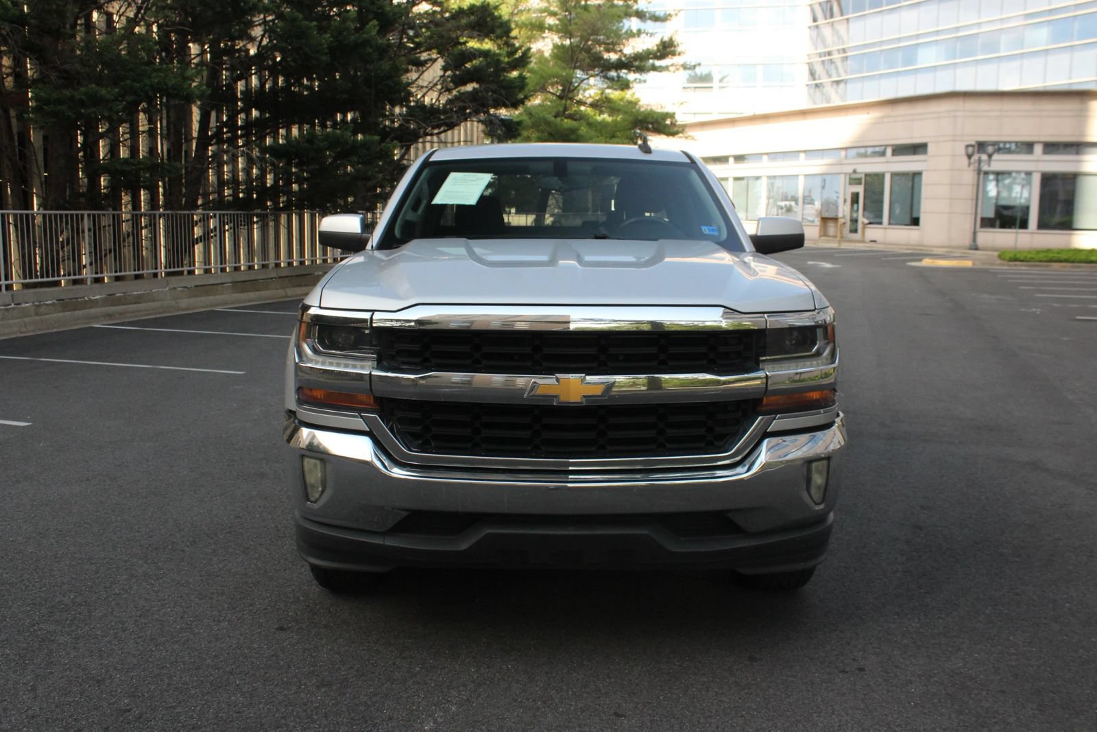 Used 2017 Chevrolet Silverado 1500 LT w/ All Star Edition RWD image 3
