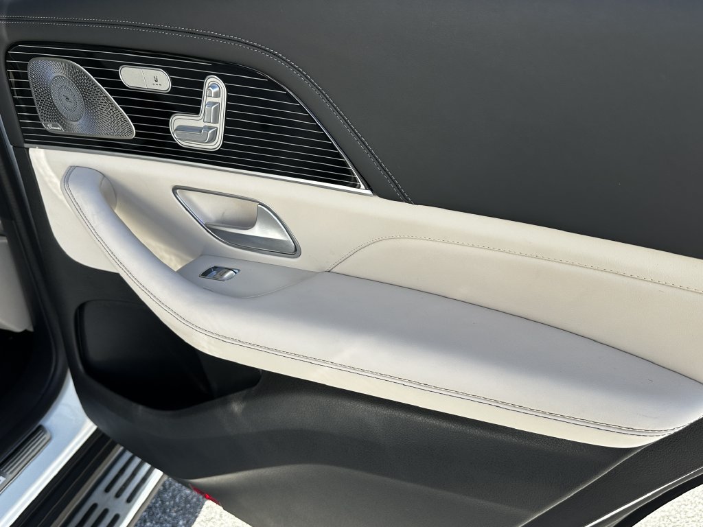 Certified 2025 Mercedes-Benz GLS 63 AMG 4MATIC image 19