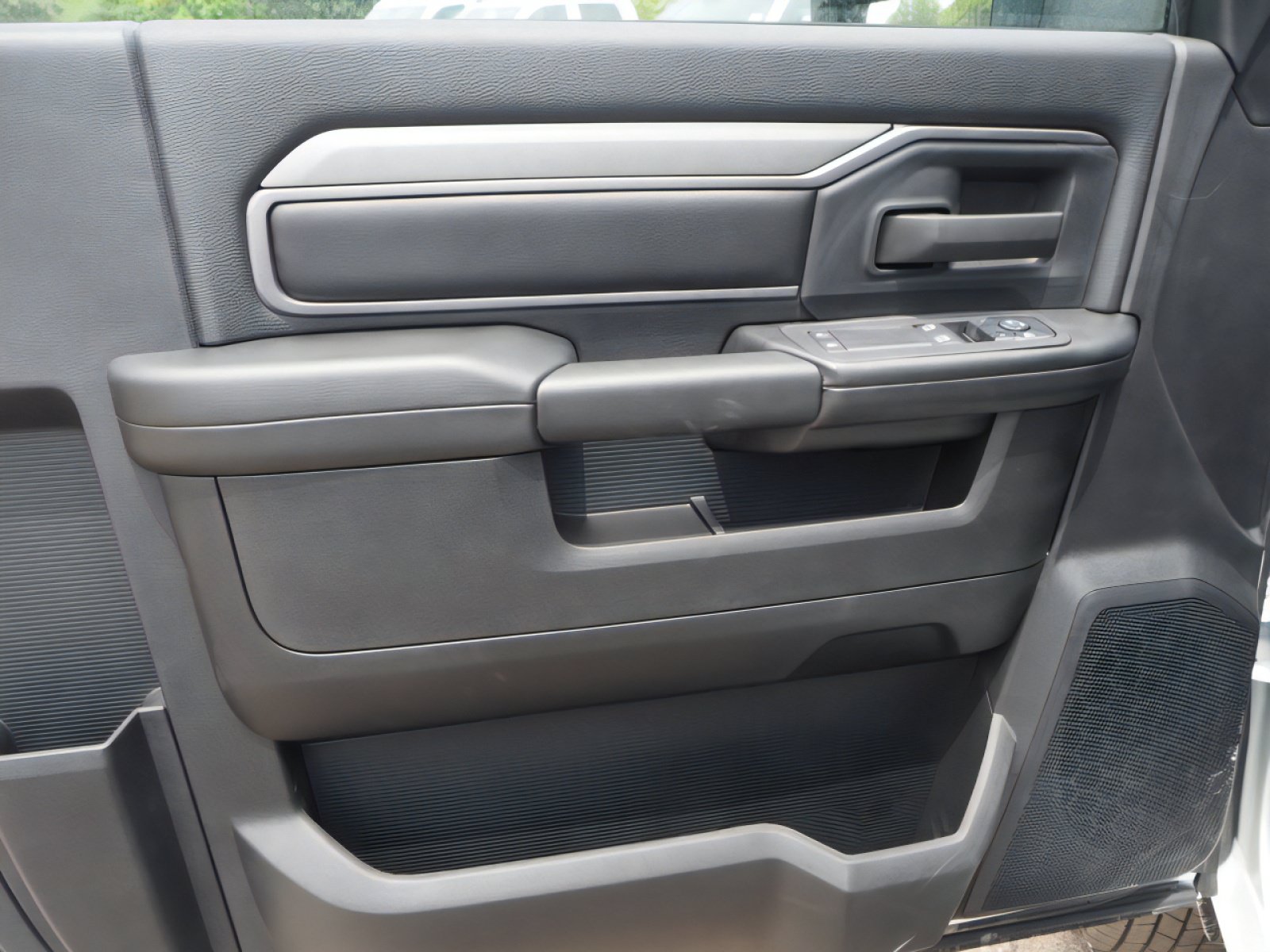 New 2025 RAM 3500 Tradesman AWD/4WD image 11