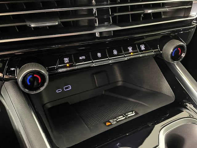 New 2026 Chevrolet Traverse Z71 image 8