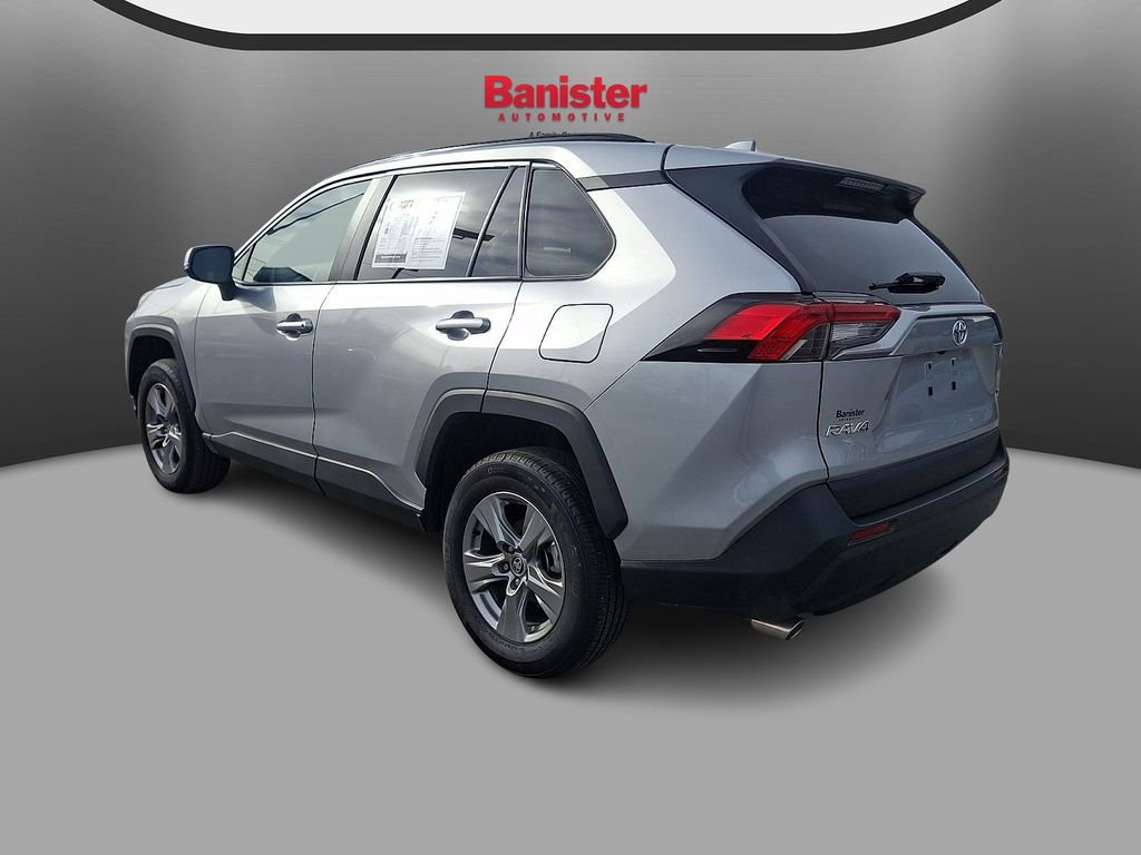 Used 2024 Toyota RAV4 XLE image 6