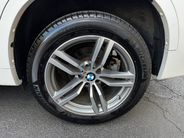 Used 2019 BMW X6 xDrive35i w/ M Sport Package image 35