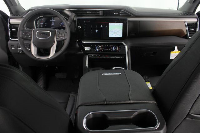 New 2026 GMC Sierra 2500 Denali w/ Denali Reserve Package image 12