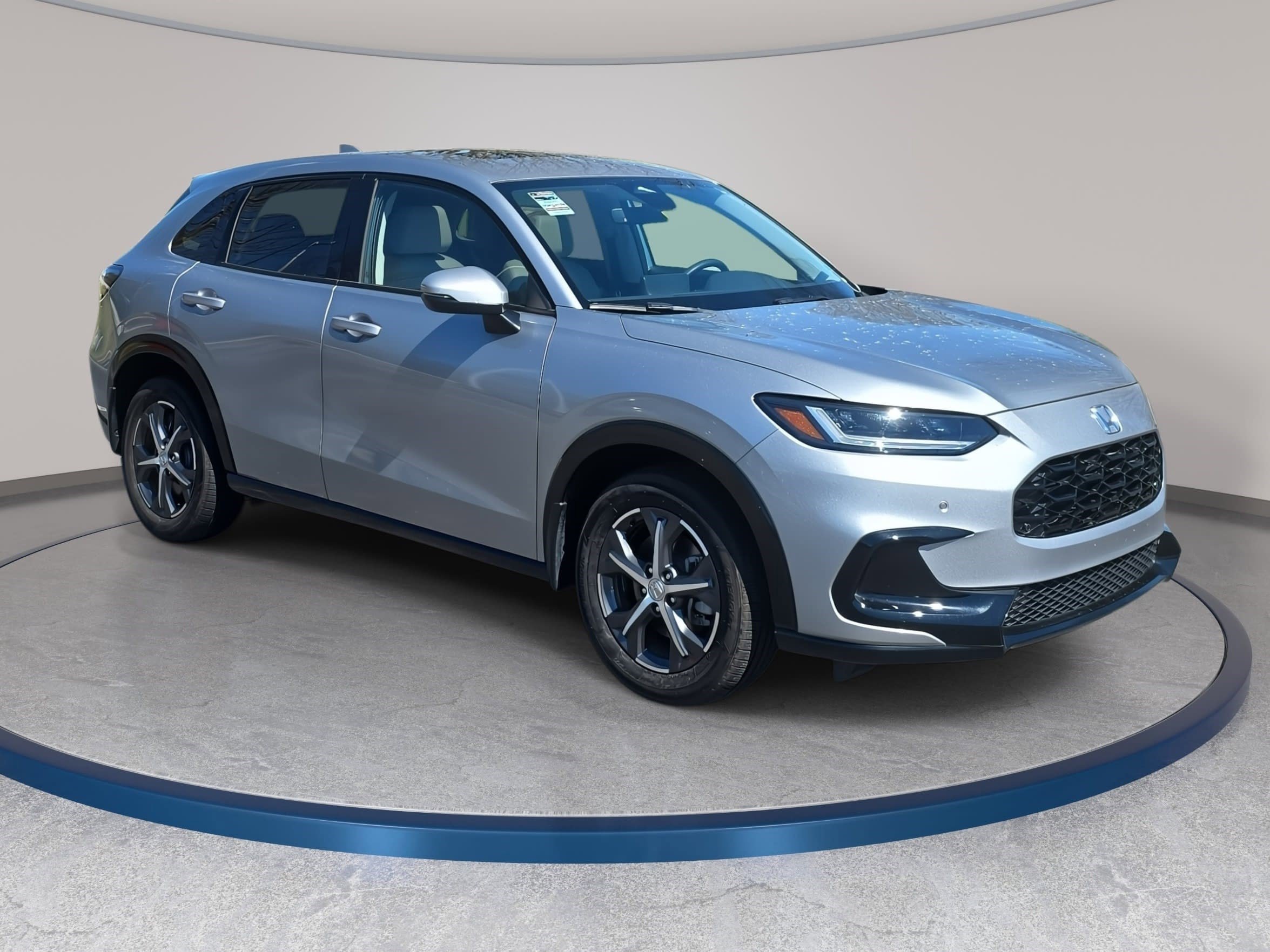 Used 2024 Honda HR-V EX-L image 3