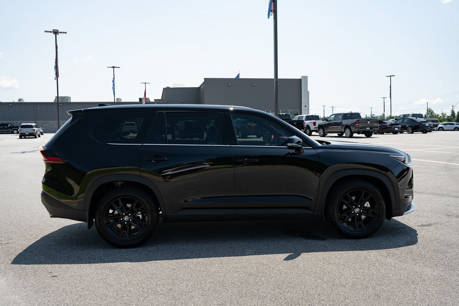 Used 2026 Toyota Grand Highlander AWD Hybrid image 11