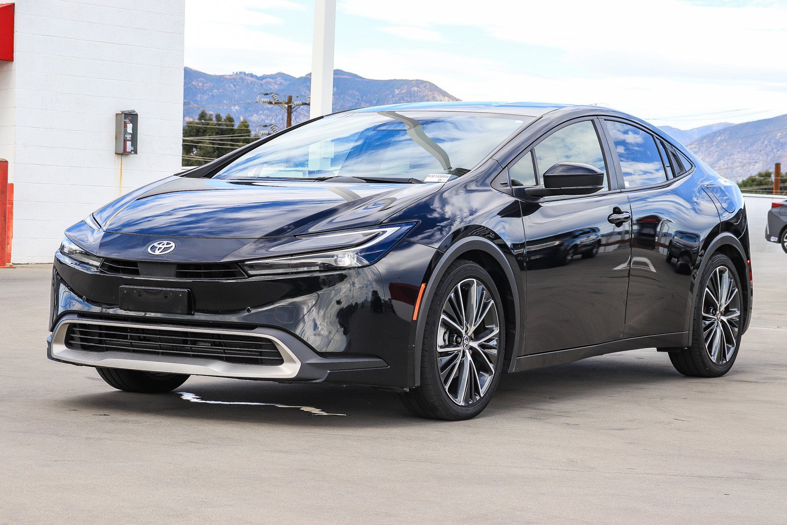 Certified 2024 Toyota Prius Prime FWD image 6