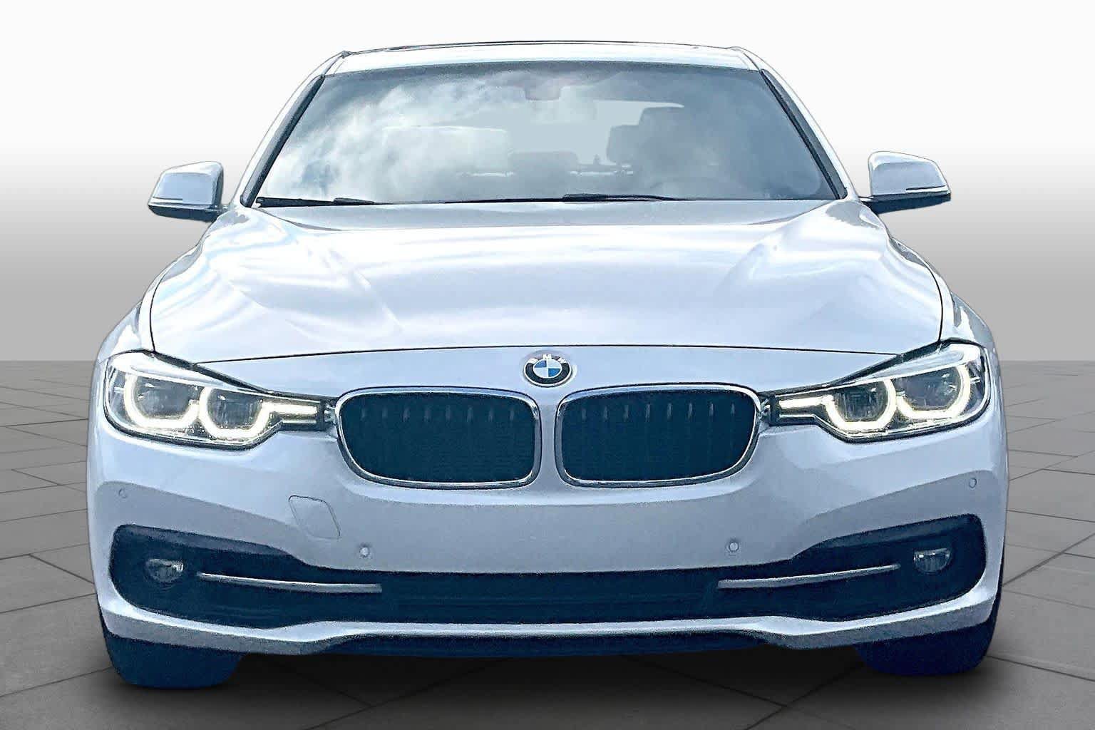 Used 2016 BMW 328i Sedan RWD image 4