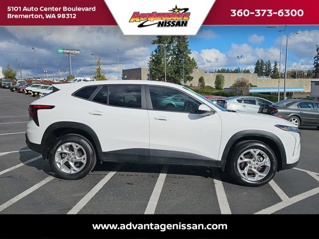Used 2024 Chevrolet Trax LS w/ LS Convenience Package image 6