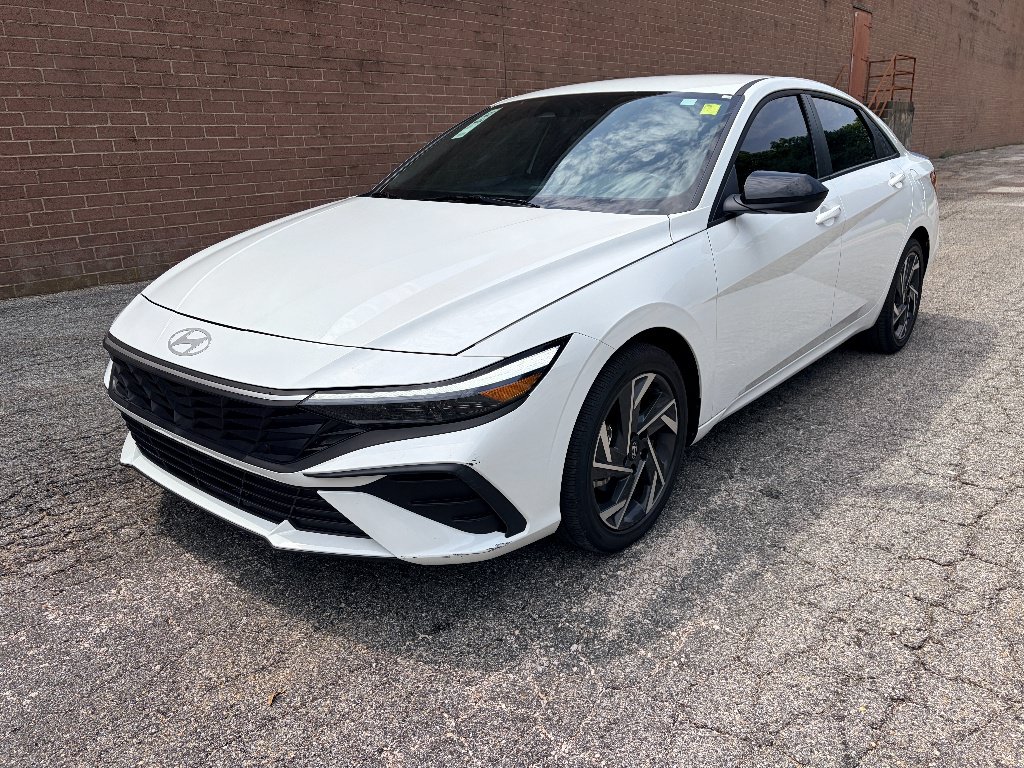 Used 2025 Hyundai Elantra SEL