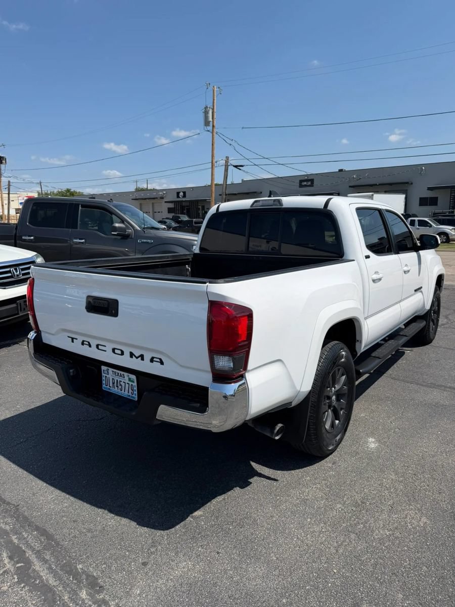 Used 2021 Toyota Tacoma SR5 w/ SR5 Appearance Package (SM) RWD image 3