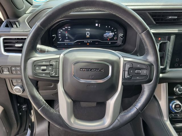 Used 2022 GMC Yukon XL Denali AWD/4WD image 24