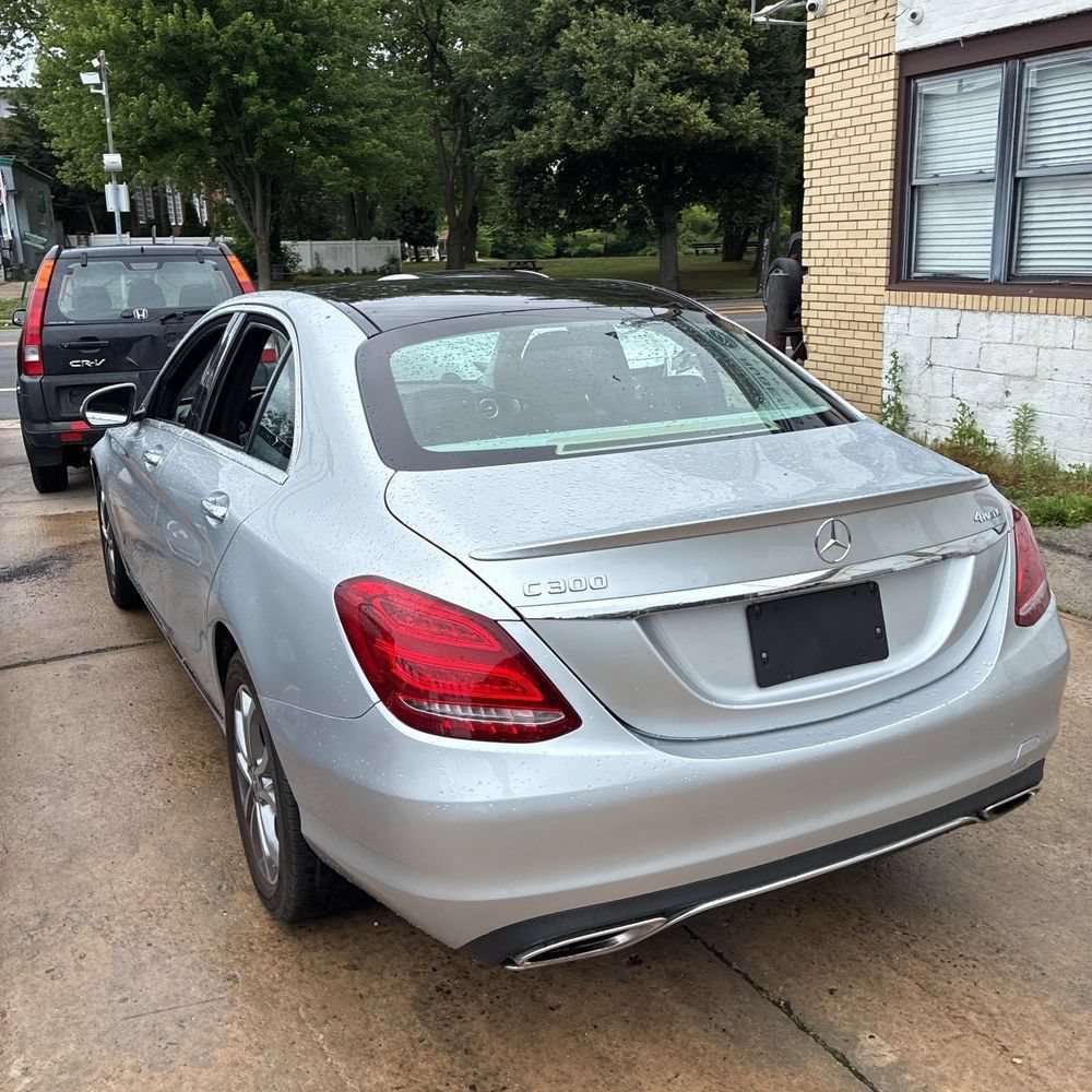 Used 2017 Mercedes-Benz C 300 4MATIC Sedan image 6