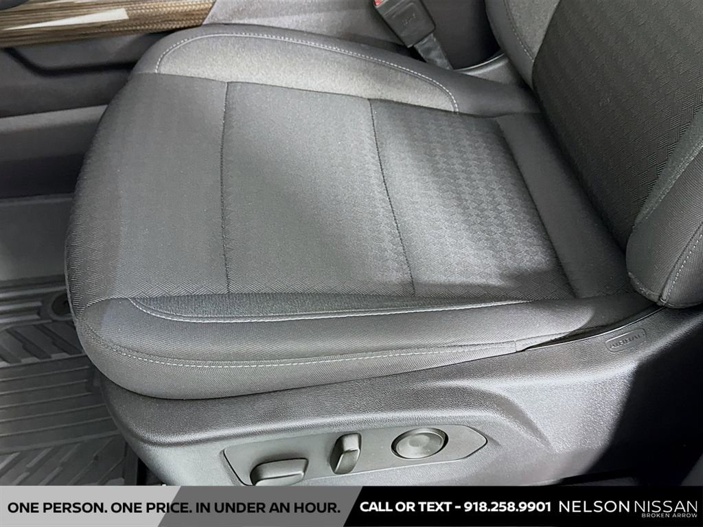 Used 2024 Chevrolet Silverado 1500 LT Trail Boss w/ Protection Package AWD/4WD image 19