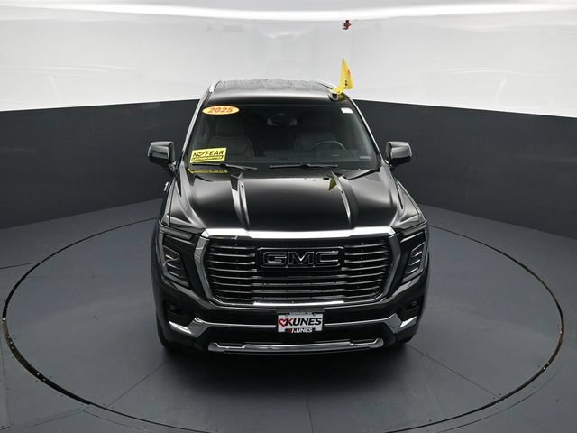 Used 2025 GMC Yukon Elevation w/ LPO, Elevation Black Package AWD/4WD image 45