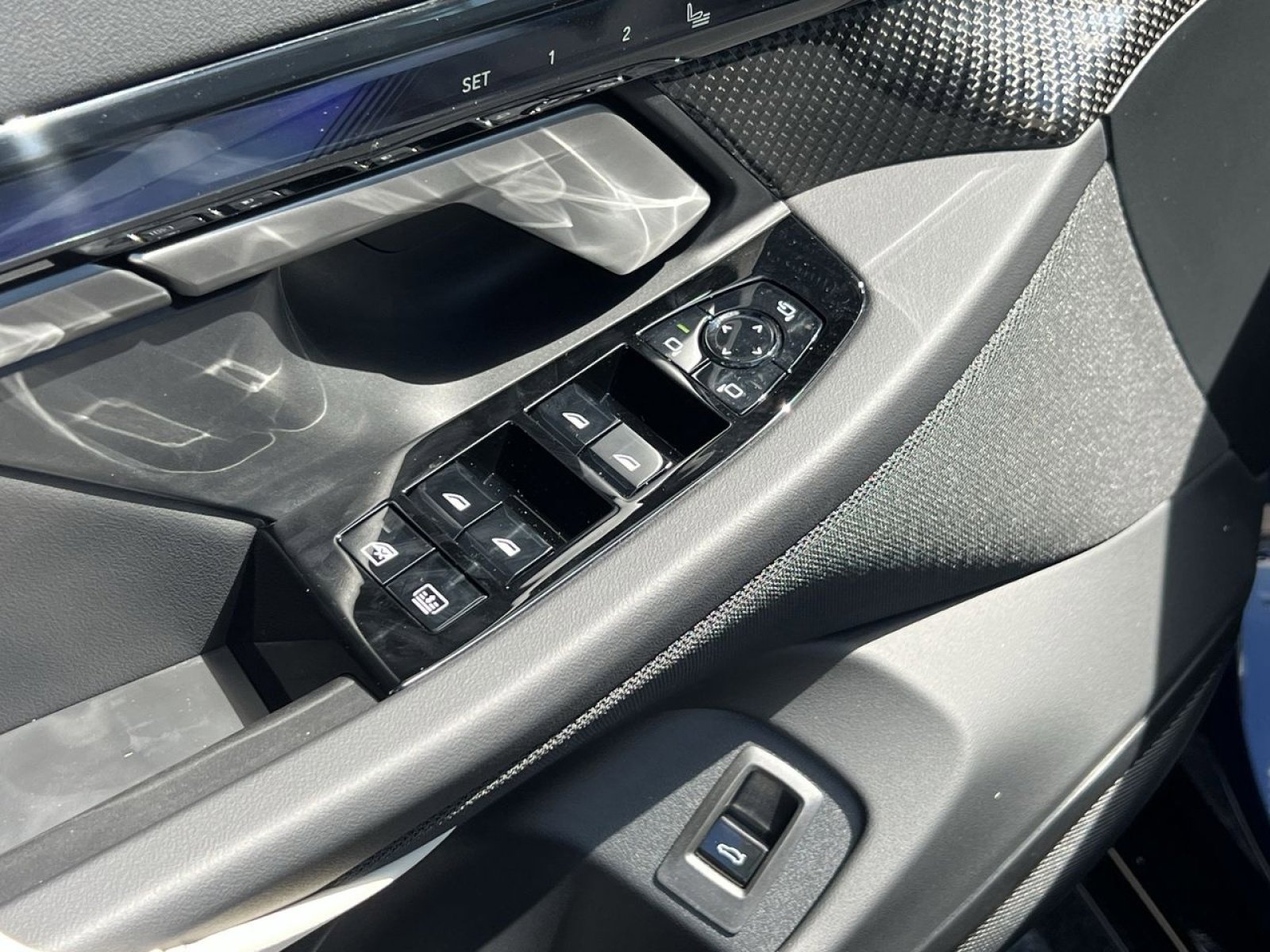 New 2025 BMW i5 M60 w/ Executive Package image 12