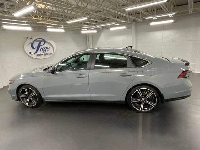 Certified 2025 Honda Accord Sport image 2