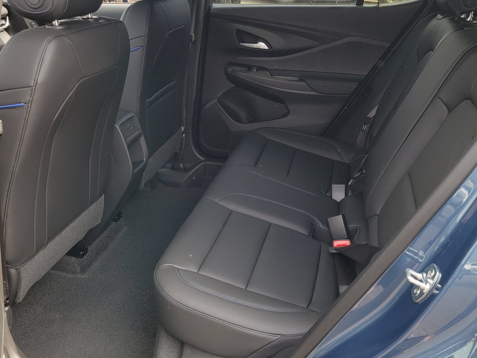 New 2026 Buick Envista Sport Touring w/ Convenience I Package FWD image 6